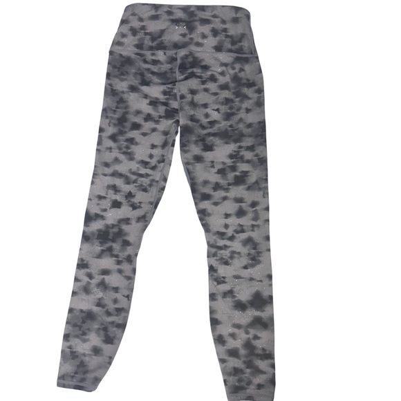 Varley Let's Go Leggings in Concrete Leaf Woman’s Size Medium - Picture 2 of 11